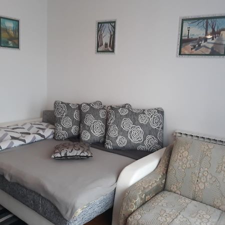 Apartment Karlos Zagreb Exteriör bild