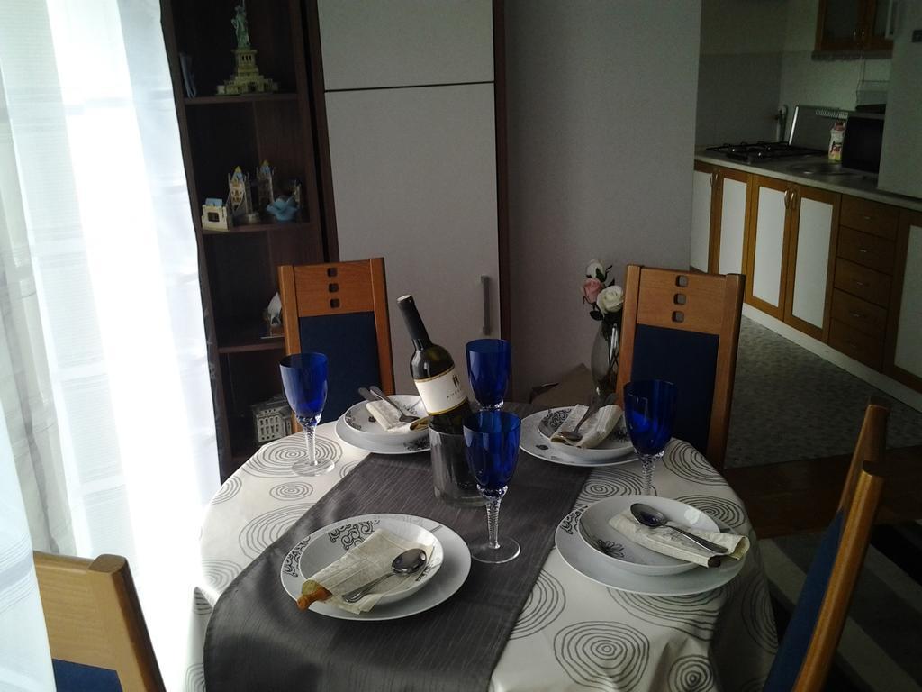 Apartment Karlos Zagreb Exteriör bild