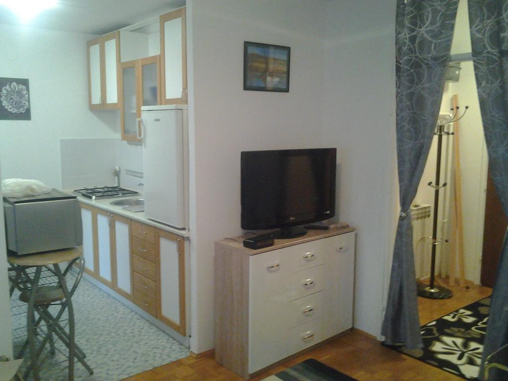 Apartment Karlos Zagreb Exteriör bild