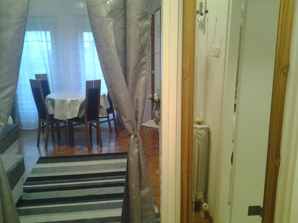 Apartment Karlos Zagreb Exteriör bild